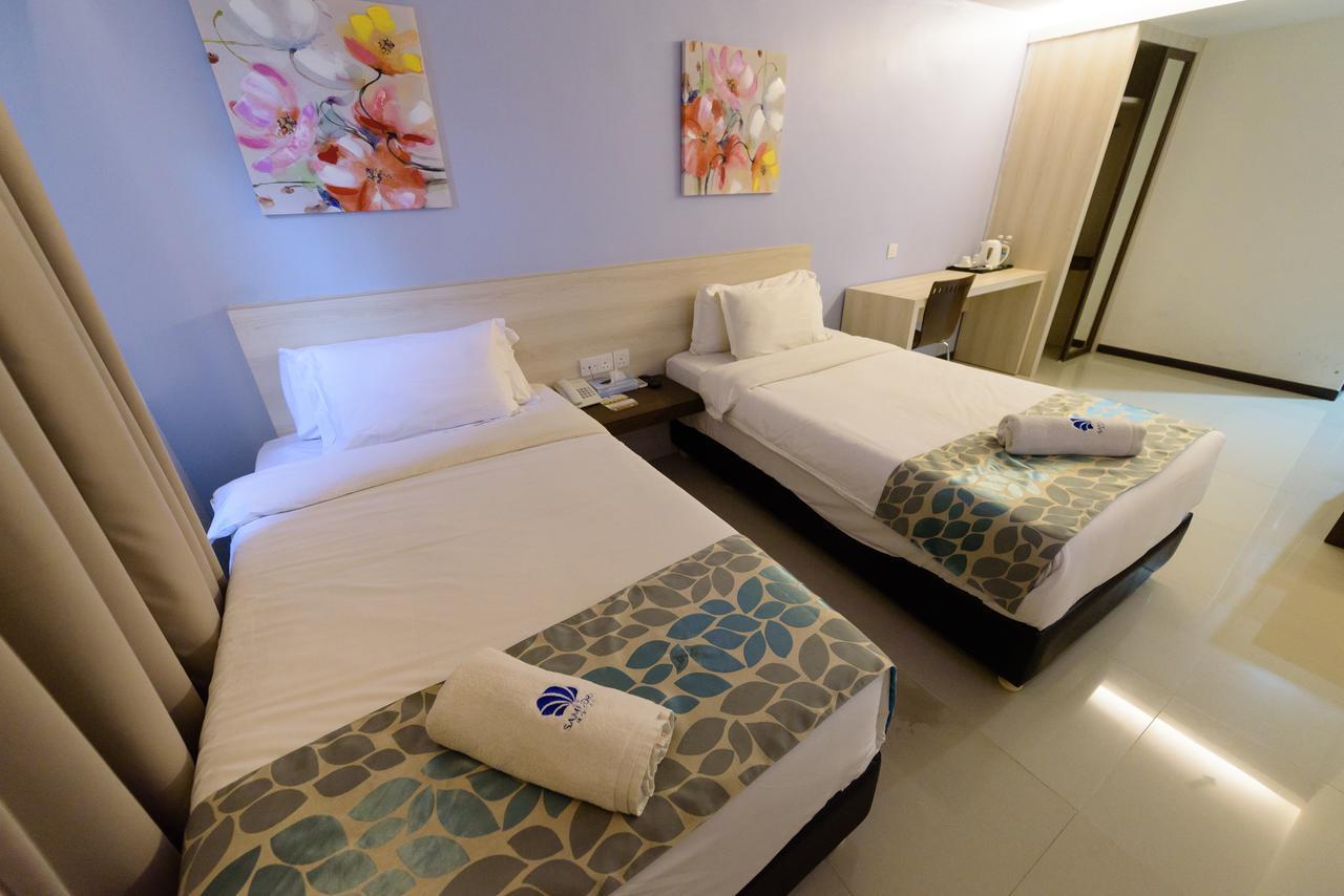 Samudra Hotel Kuching Buitenkant foto