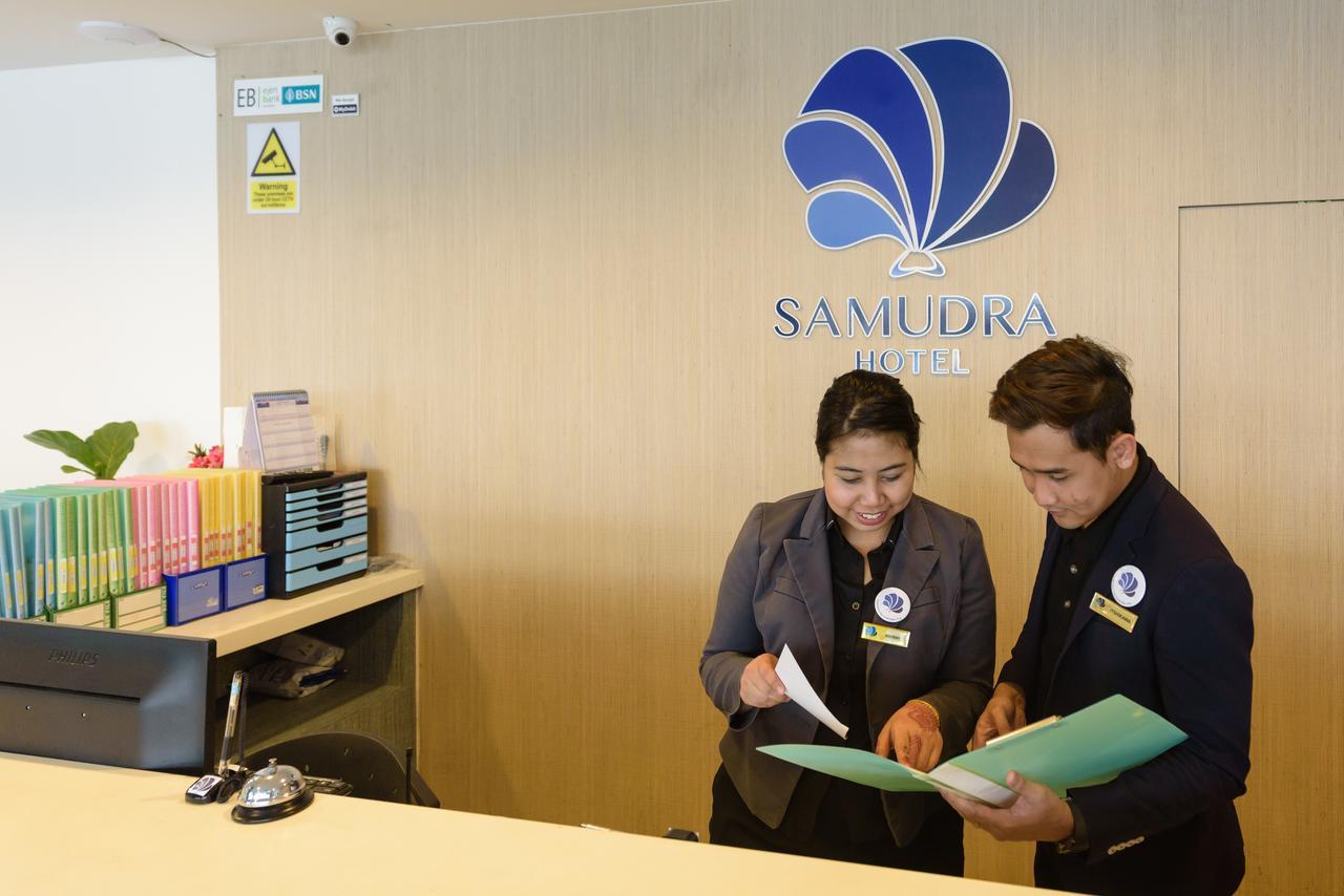 Samudra Hotel Kuching Buitenkant foto